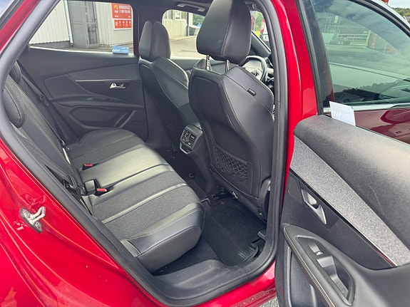 Peugeot 3008 18 of 19