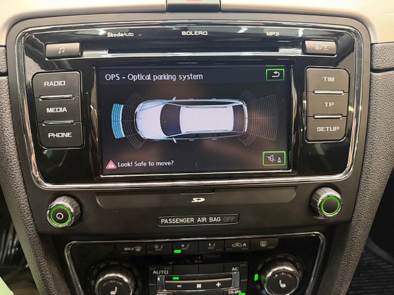 Skoda Superb 16 of 24
