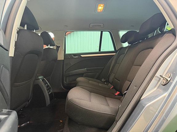 Skoda Superb 23 of 24