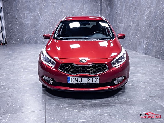 Kia Ceed 2 of 28