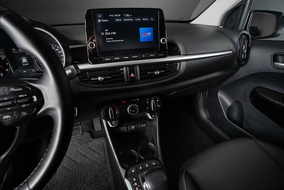 Kia Picanto 7 of 16