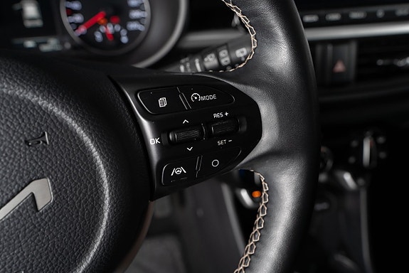 Kia Picanto 6 of 16