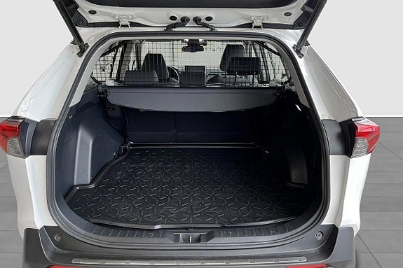 Toyota RAV4 13 of 13