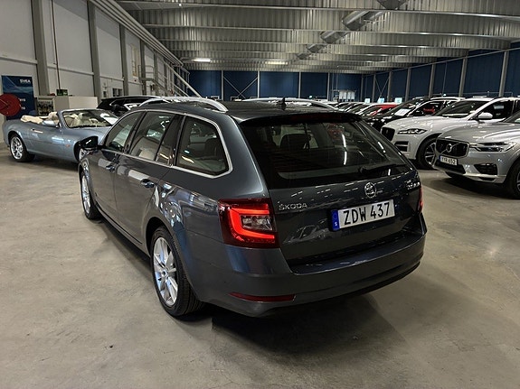 Skoda Octavia 6 of 19