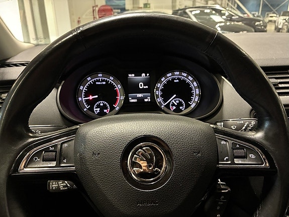 Skoda Octavia 17 of 19