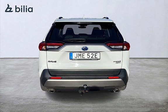 Toyota RAV4 5 of 21