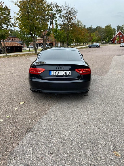 Audi A5 3 of 8
