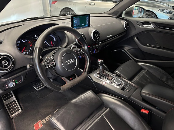 Audi RS3 13 of 30