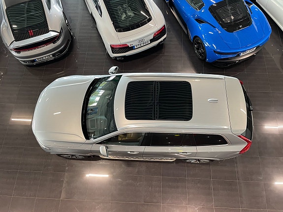 Volvo XC90 4 of 21