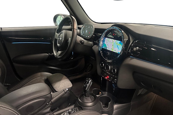 MINI Cooper 6 of 18