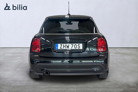 MINI Cooper 4 of 18