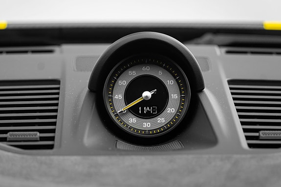 Porsche 911 15 of 30
