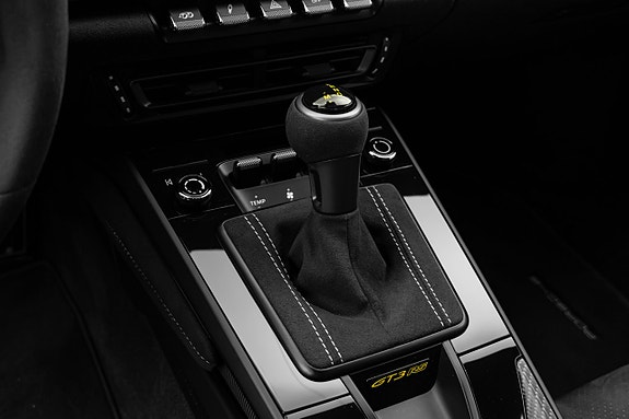 Porsche 911 13 of 30