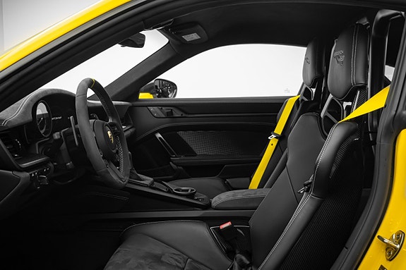 Porsche 911 8 of 30