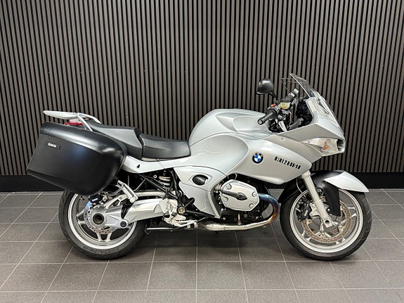 BMW R1200ST 2 of 6
