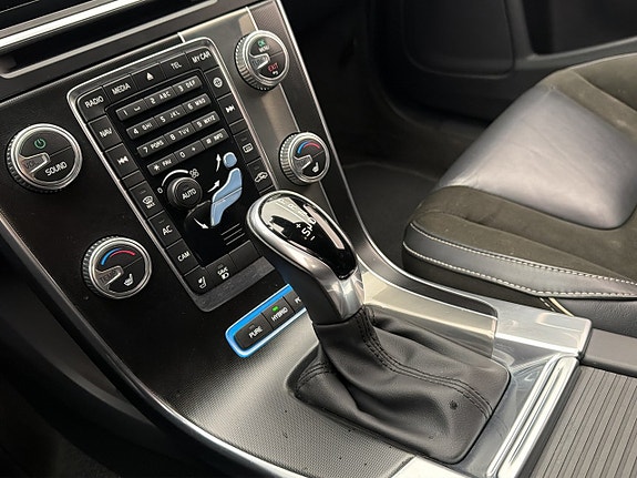 Volvo V60 18 of 26