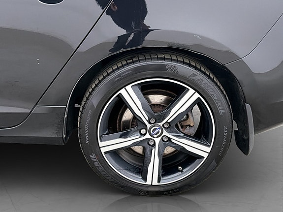 Volvo V60 24 of 26