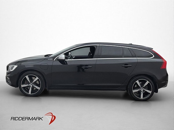 Volvo V60 2 of 26