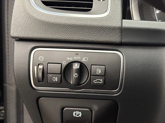 Volvo V60 22 of 26