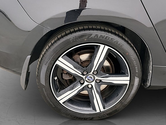 Volvo V60 25 of 26