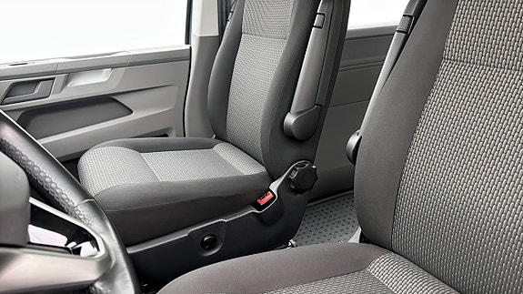 Volkswagen Transporter 8 of 21