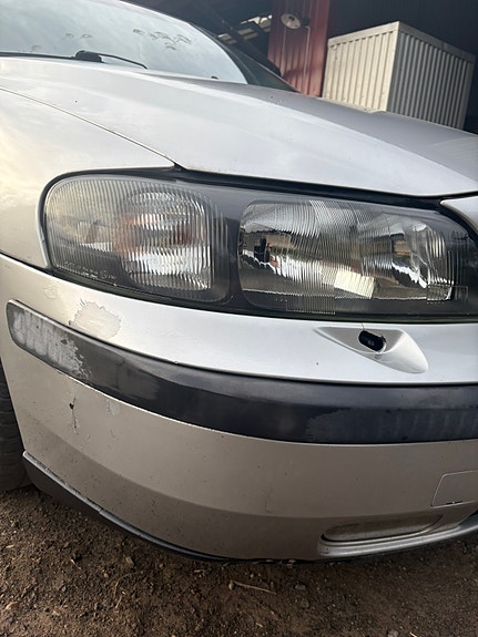 Volvo V70 6 of 9