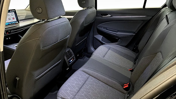 Volkswagen Golf I 11 of 12
