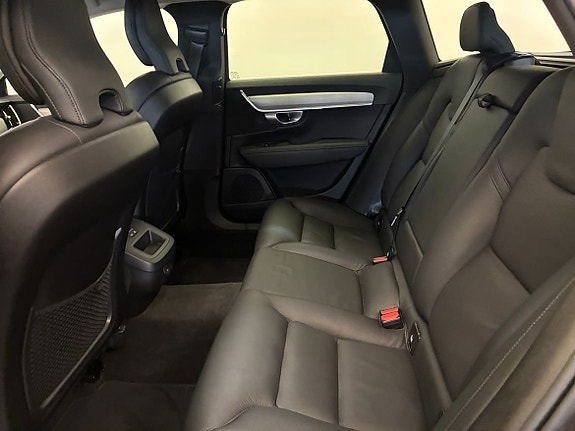 Volvo V90 15 of 19