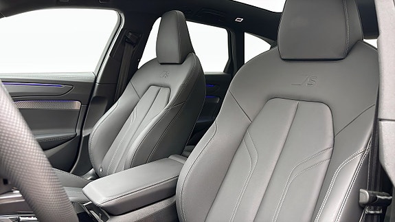 Audi A6 8 of 17