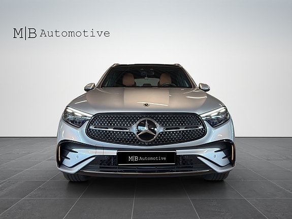 Mercedes-Benz GLC450 d 2 of 22