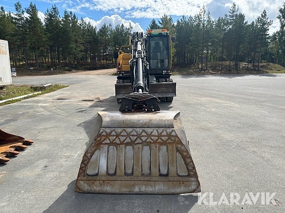 Grävmaskin Volvo EW160C med redskap 3 of 6