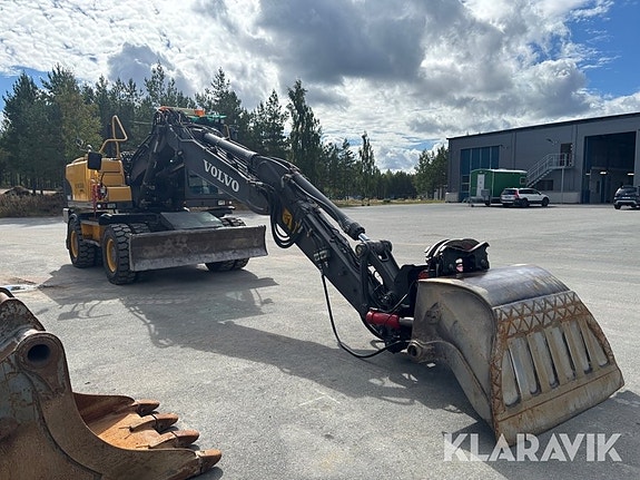Grävmaskin Volvo EW160C med redskap 4 of 6