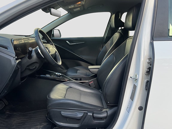 Kia Niro 11 of 24