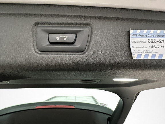 BMW 330i 22 of 30
