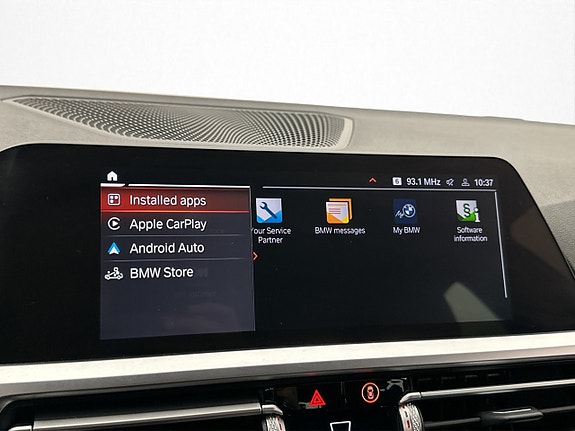 BMW 330i 25 of 30