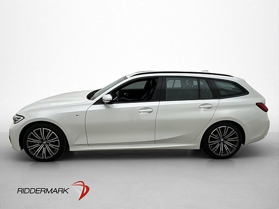 BMW 330i 3 of 30