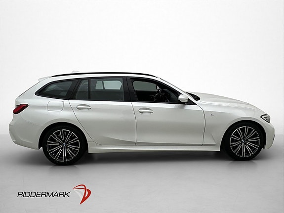 BMW 330i 9 of 30