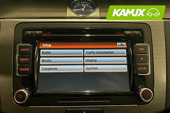 Volkswagen Passat 20 of 23