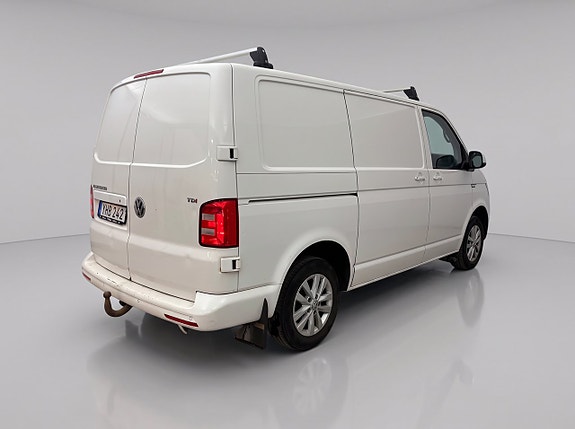 Volkswagen Transporter 4 of 13