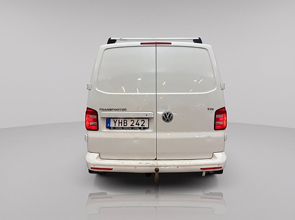 Volkswagen Transporter 6 of 13