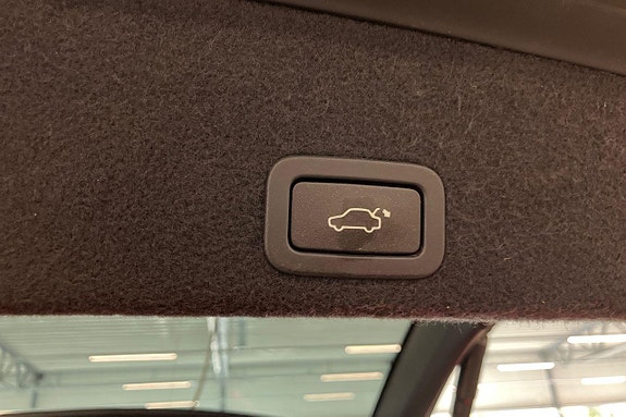 Volvo XC60 24 of 30
