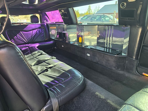 Lincoln Town Car 6 of 7