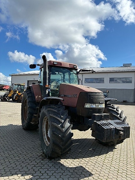 Case IH MX 135 2 of 6