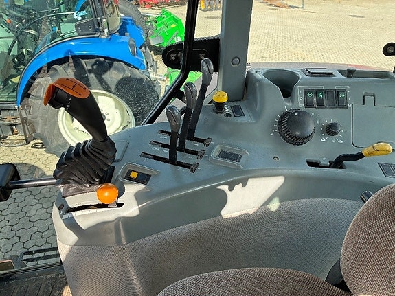 Case IH MX 135 5 of 6