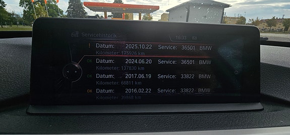 BMW 320d 8 of 11