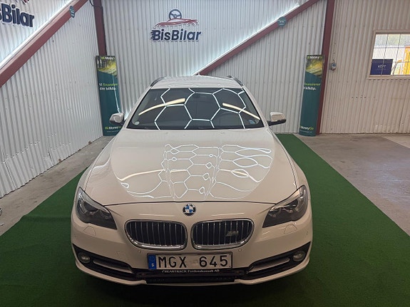 BMW 520d 2 of 19