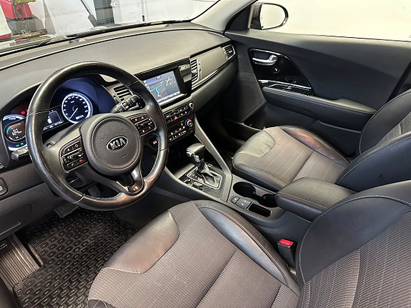 Kia Niro 12 of 29