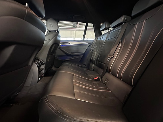 BMW 520d 8 of 13