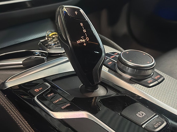BMW 520d 12 of 13