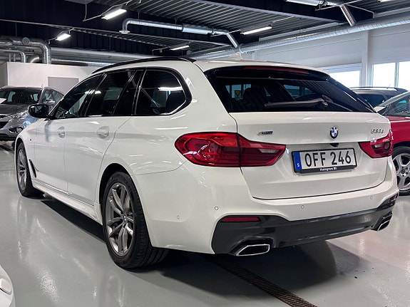 BMW 520d 3 of 13